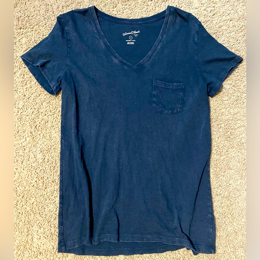 Women’s navy T-shirt